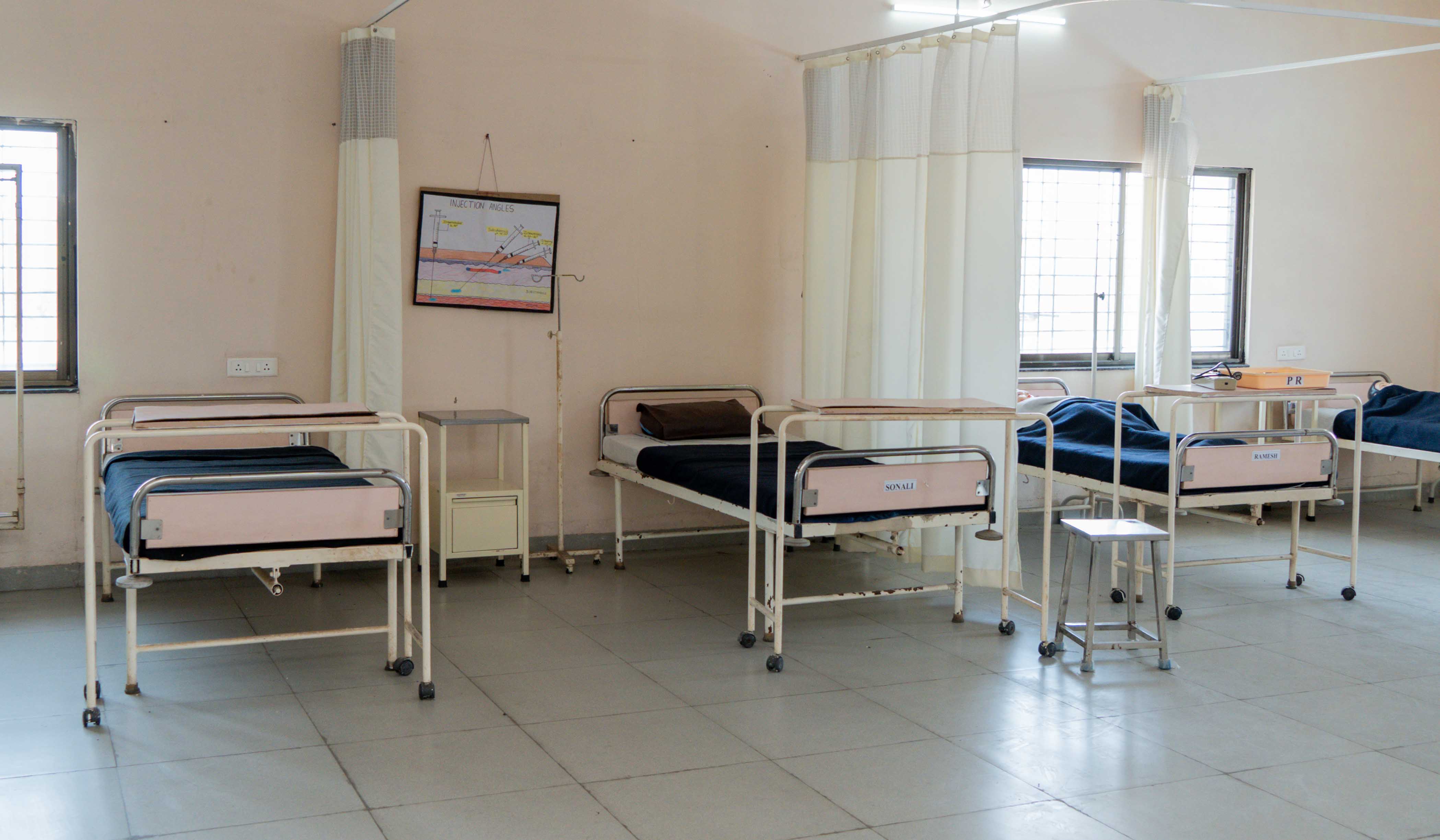 Laboratory practical session at Manwatkar College of Pharmacy