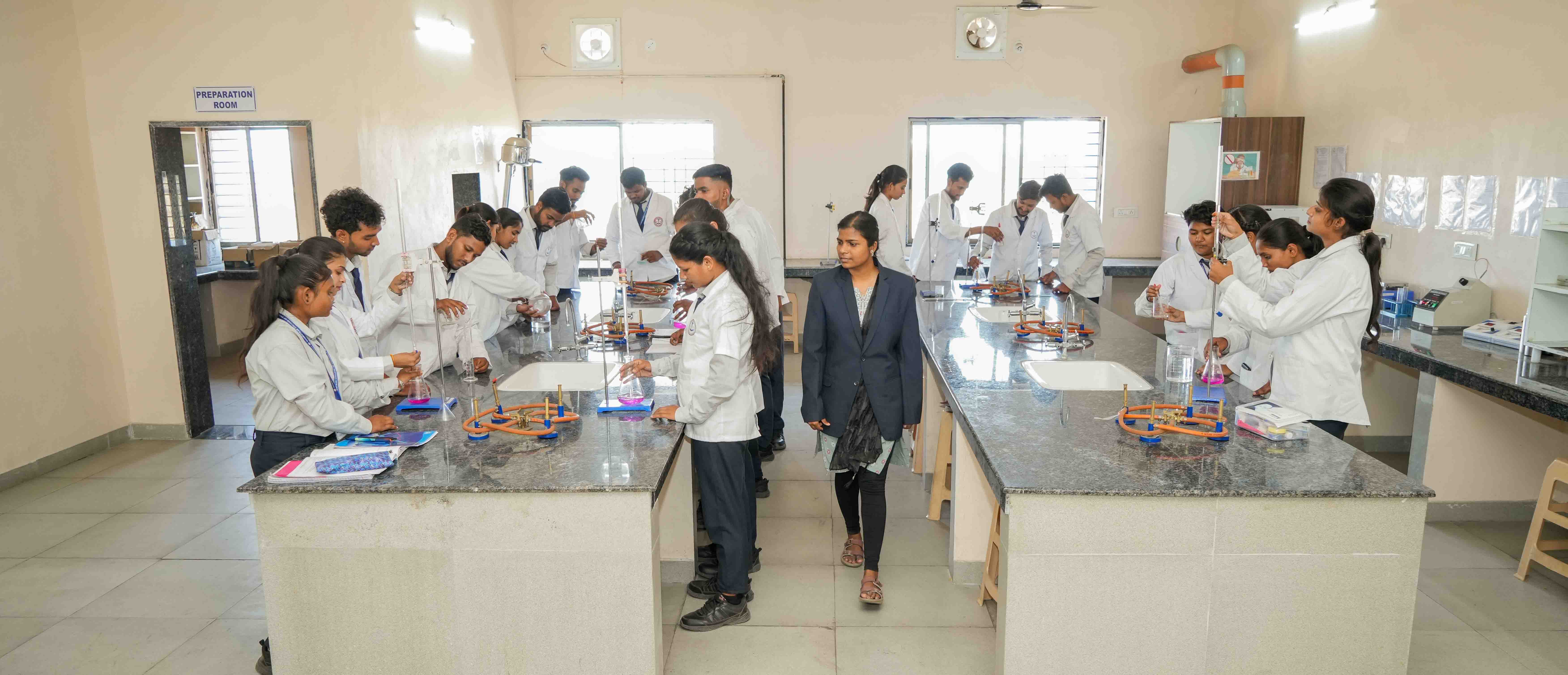 Classroom facilities at Manwatkar College of Pharmacy